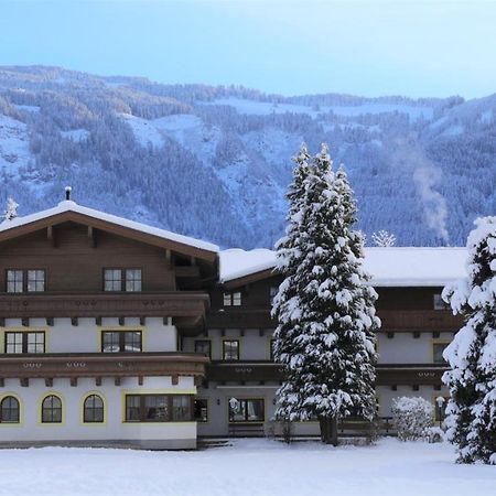Pension Alpenrose Maishofen Exteriér fotografie