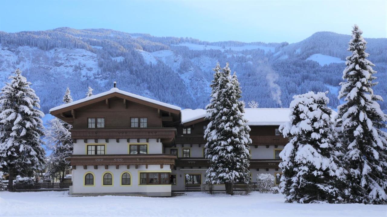 Pension Alpenrose Maishofen Exteriér fotografie