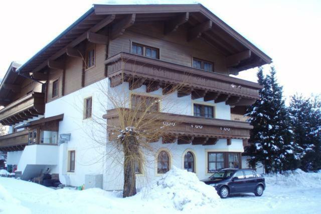 Pension Alpenrose Maishofen Exteriér fotografie